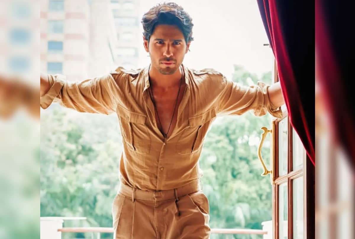 Sidharth Malhotra Net Worth 2022 Income Bungalow Car Collection Celebrity Lifestyle