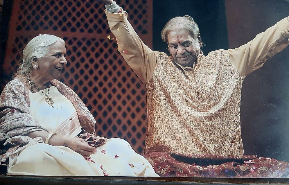 pandit birju maharaj birthday know his choreography in bollywood deepika padukone madhuri dixit