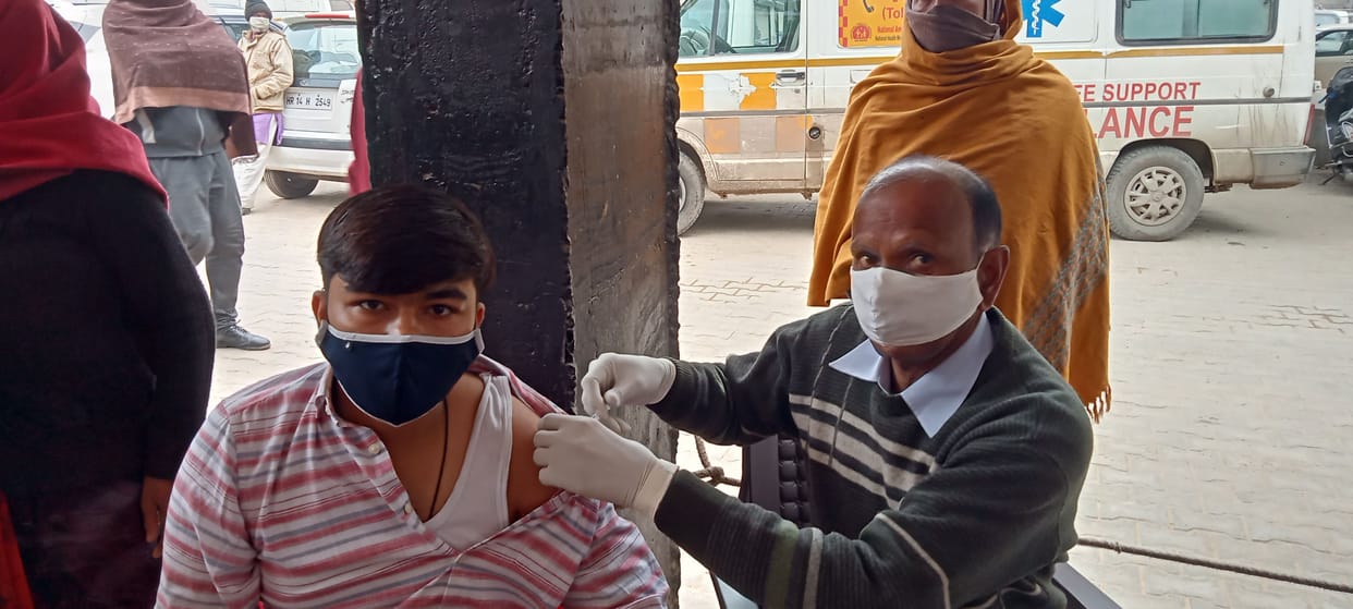 One year of vaccination, corona dose shield made of 6.93 lakh people