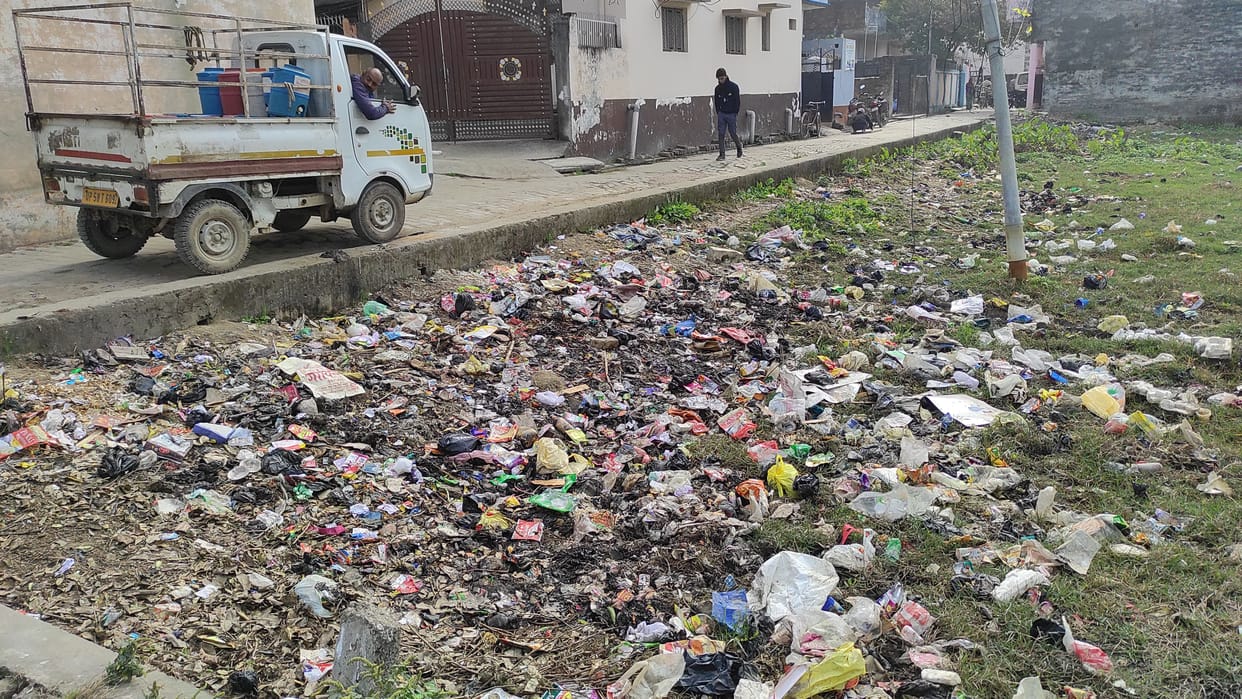 safai not done by nagarpalika