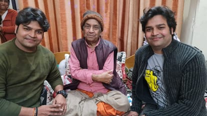 pandit birju maharaj passed away legendry kathak samrat strong connection with banaras varanasi people will remember duck love affair descent