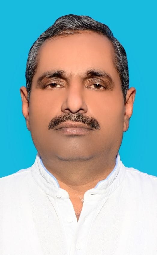 Rajiv Yadav from the city, Rajiv Singh from Dadraul and Santram from Jalalabad will contest elections from AAP