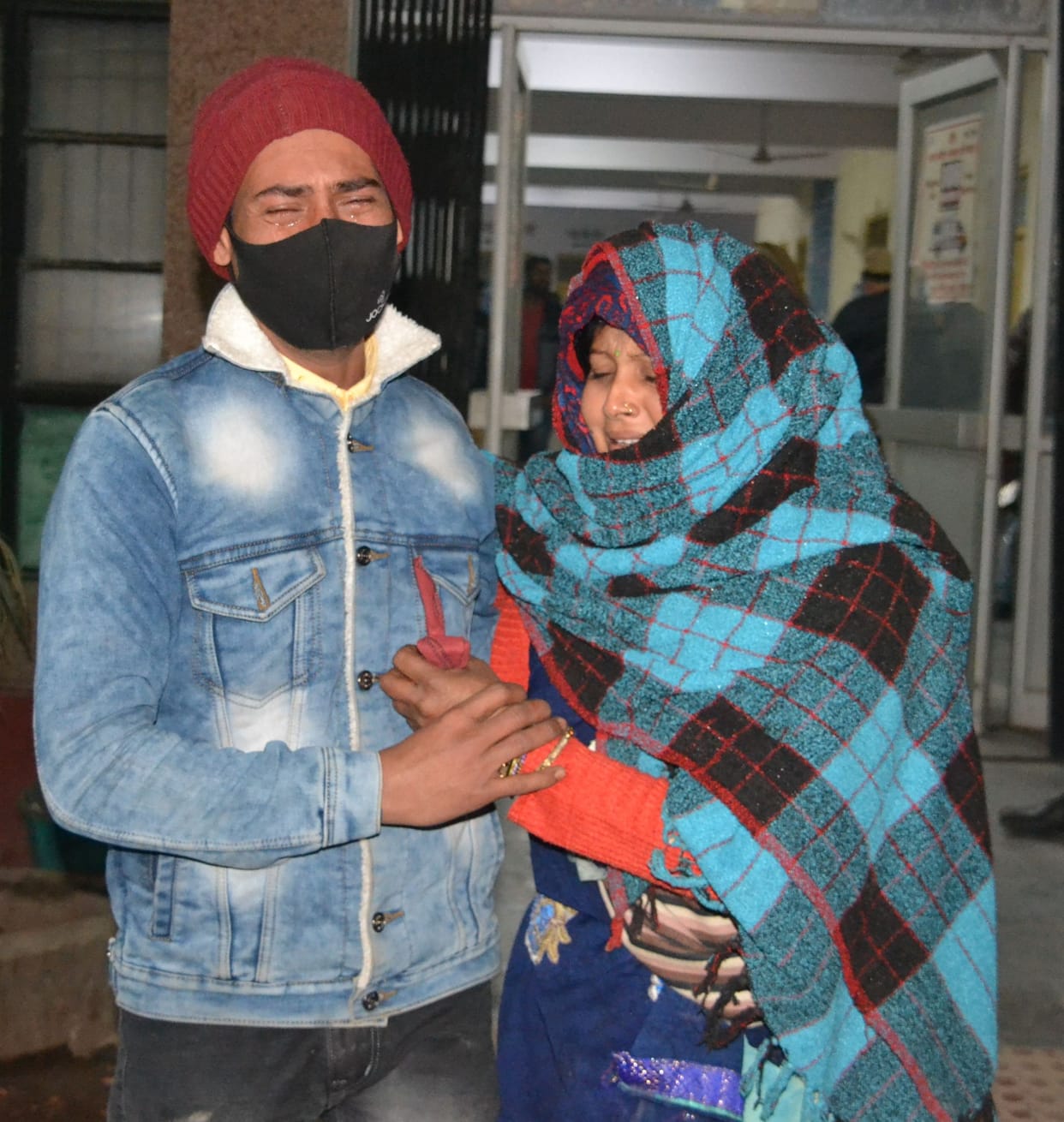 Kanpur Dehat : Bike rider mother died in road accident, son injured