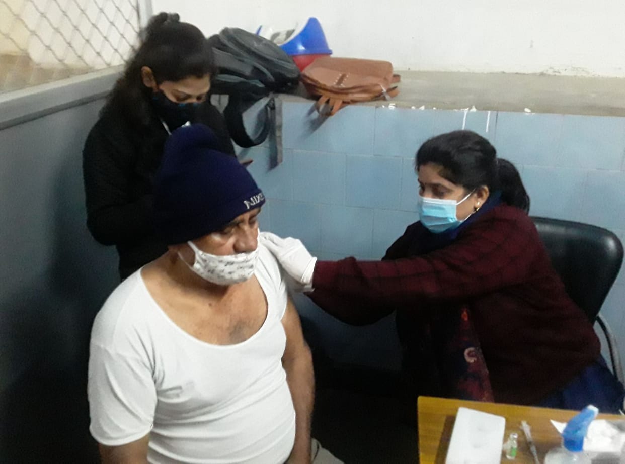 52 people infected including inspector and six prisoners