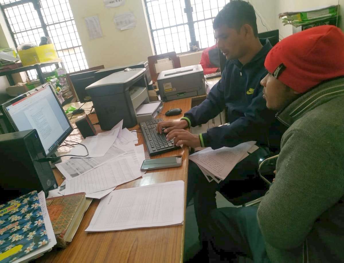 Help desks of government offices 'infected'