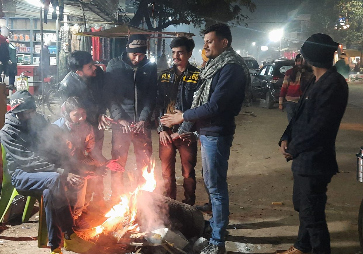 Cold wave coming from the mountains increased the cold, three people died in Kanpur dehat