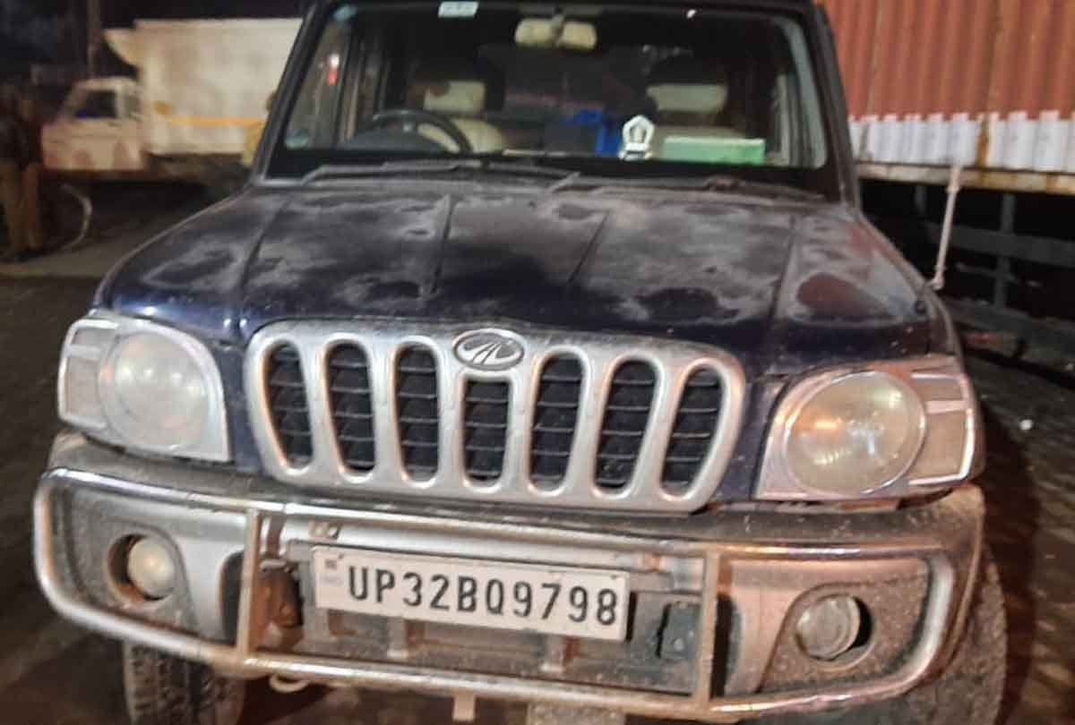 Black money: BSP leader's nephew could not give 50 lakh account, cash was recovered from the car in Chakeri