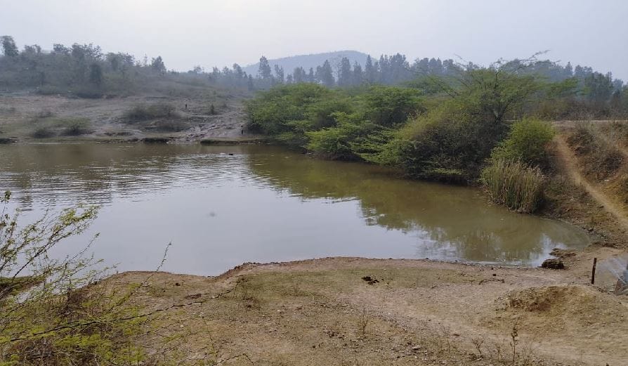 Heart doctor built dam for tribals by cutting stone now there is prosperity in remote area of sonebhadra