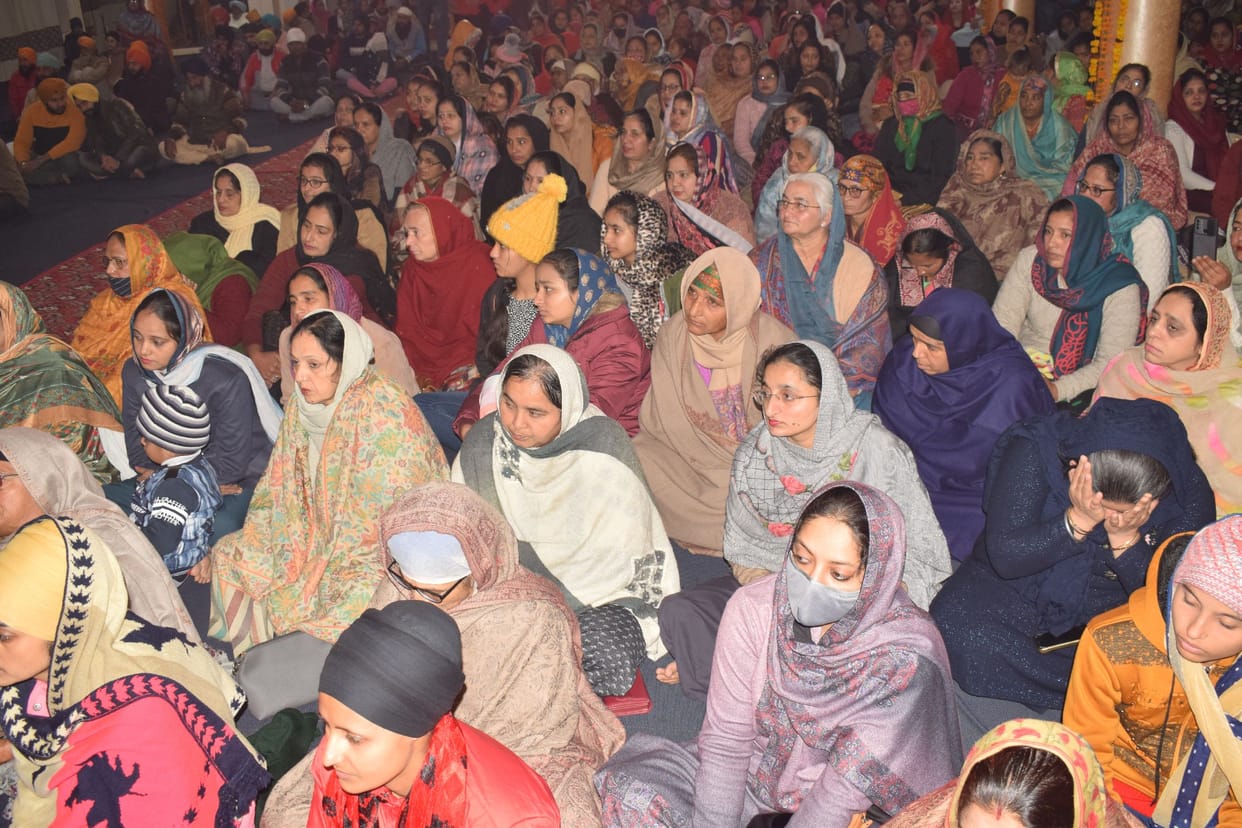 There was a flood of reverence on the birthday of Sant Baba Sukhdev