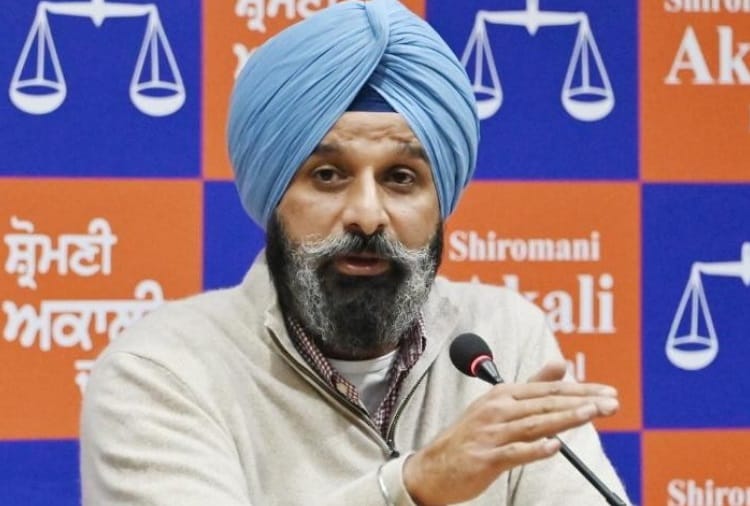 Akali leader Bikram Singh Majithia interim bail in drugs case extended till January 24.