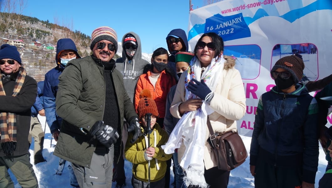 snow sky khel organised in kalpa himachal