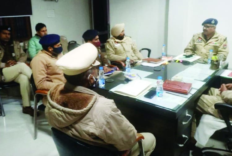 Punjab and Haryana Police held a meeting in view of security in Punjab elections