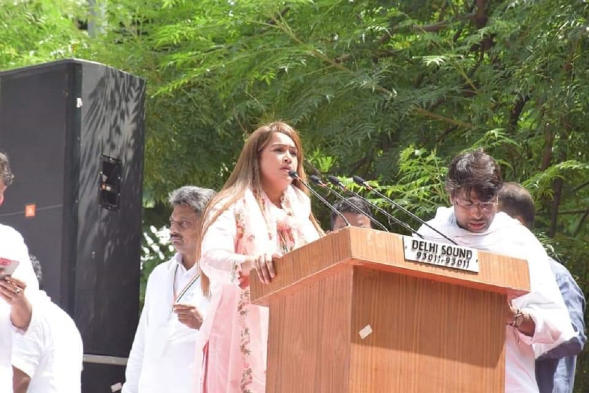 Punjab election 2022: congress mahila leader attacks on AAP CM candidate bhagwant mann