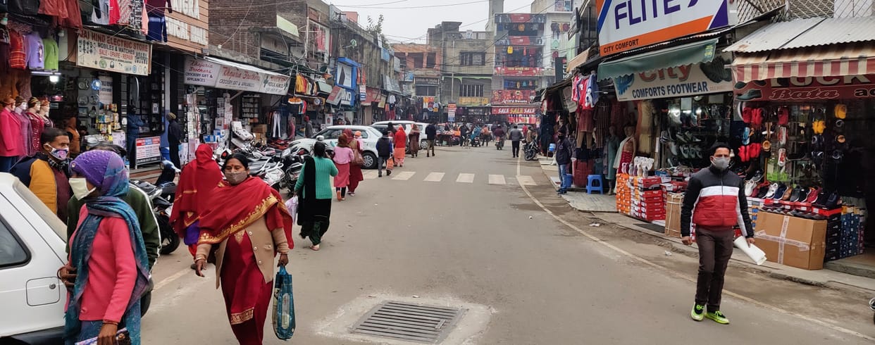 Monday market