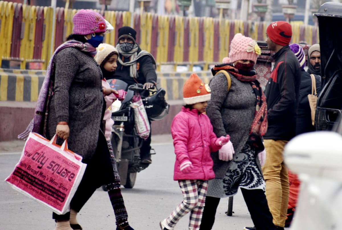 Heavy Cold wave in Gorakhpur Weather news update