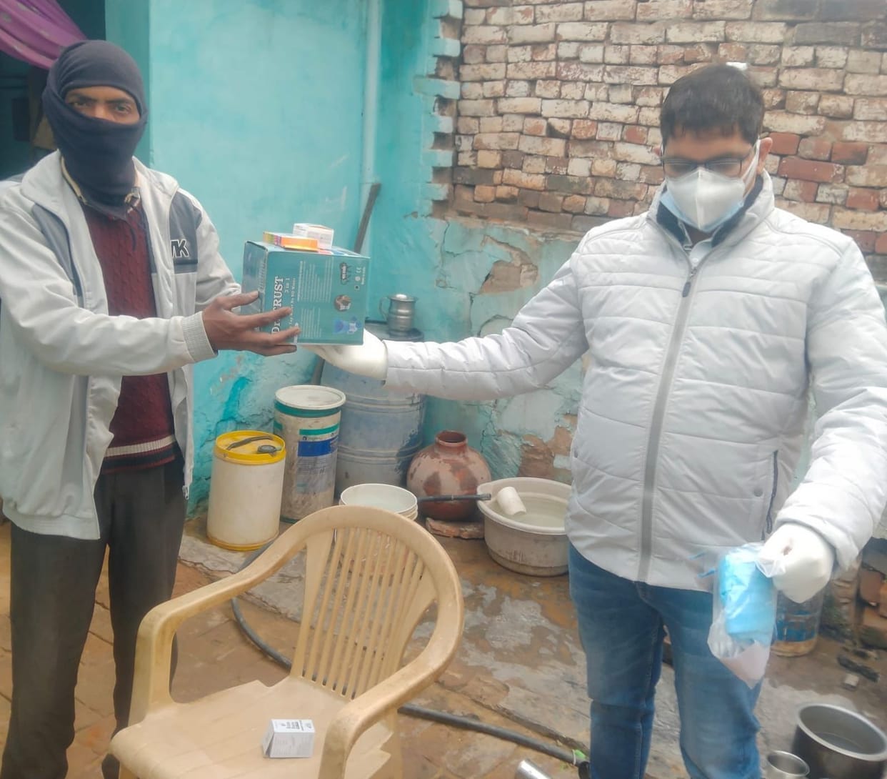 Negligence in home isolation: Corona infected spreading infection, 277 created 107 new patients