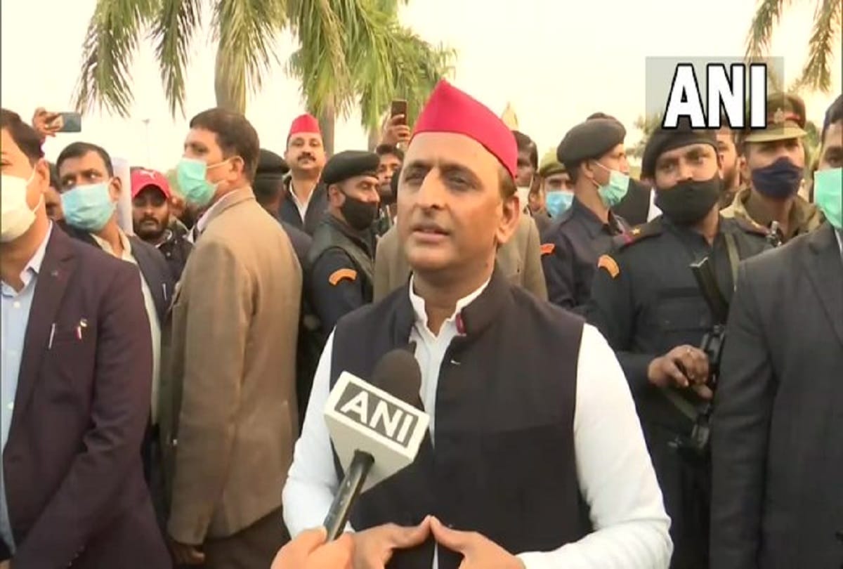 Samajwadi Party Chief and MP from Azamgarh (UP) Akhilesh Yadav will contest Uttar Pradesh Assembly elections 2022