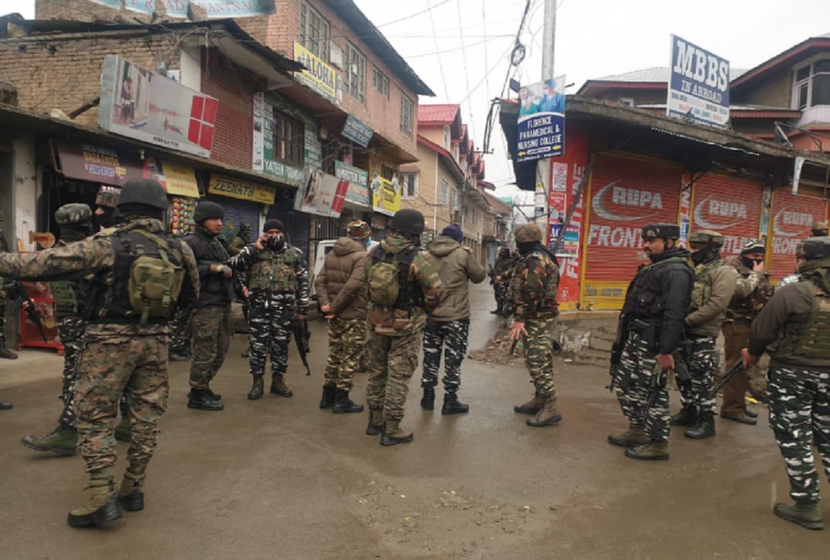 Terrorist attack: Firing on CRPF bunker in Anantnag