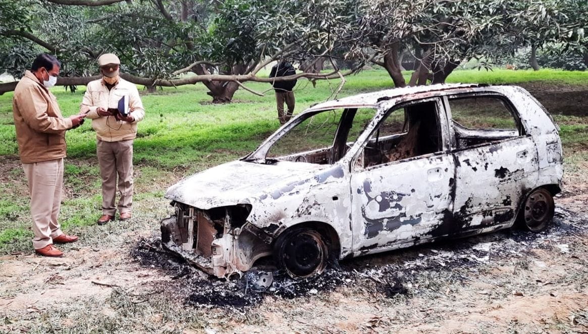 2 human sceleton found in  burn car