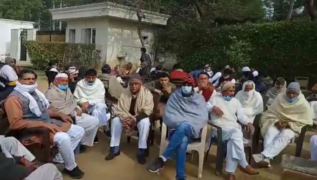 Uproar at Jayant's residence in protest against Chhaprauli candidate