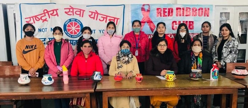Vanshika first in pot painting competition, Kurukshetra