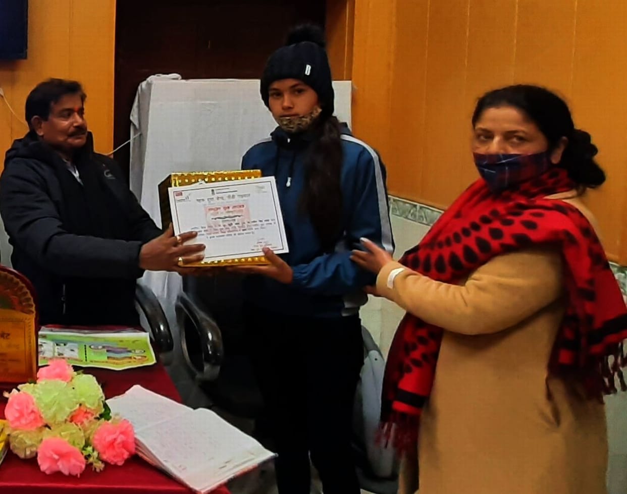 Sumit in painting and khushi topped in essay competition
