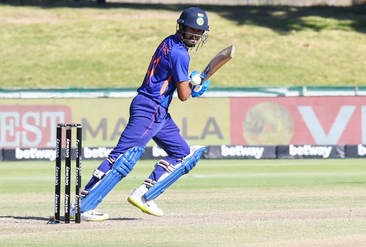 IPL Auction 2022 why teams spent crores on Iyer, Kishan and Deepak chahar know their Specialization