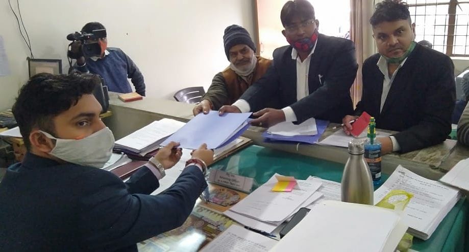 Three including Suresh Rana, Prasanna Choudhary filed the form