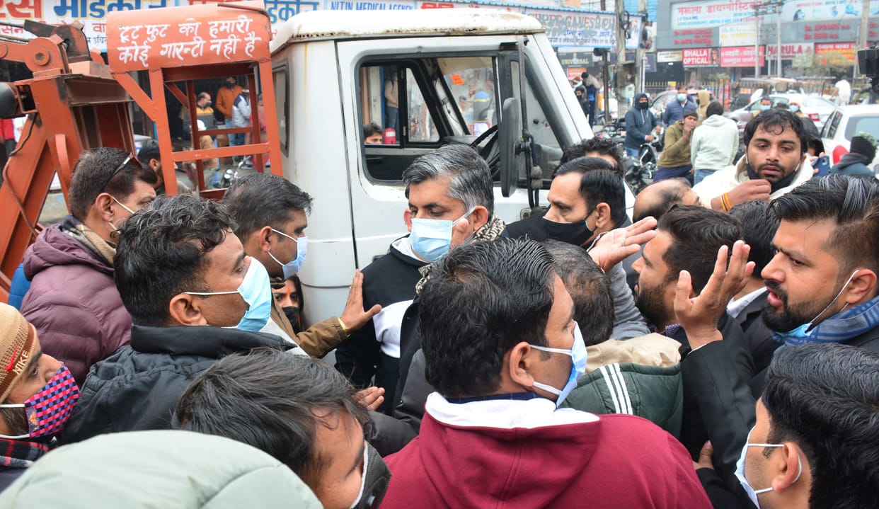 Lawyers and contractor workers clashed on the medical side