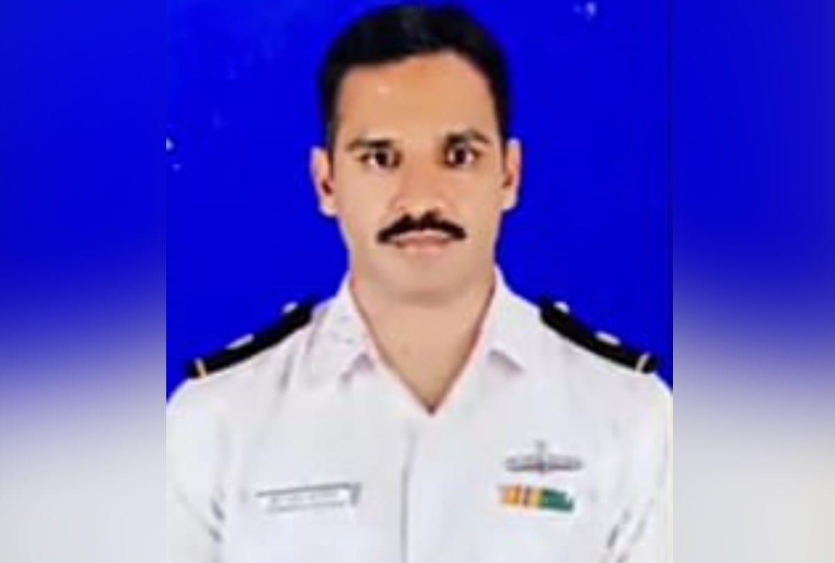Navy Officer Surinder Kumar MCPO II Killed In explosion on warship INS Ranvir