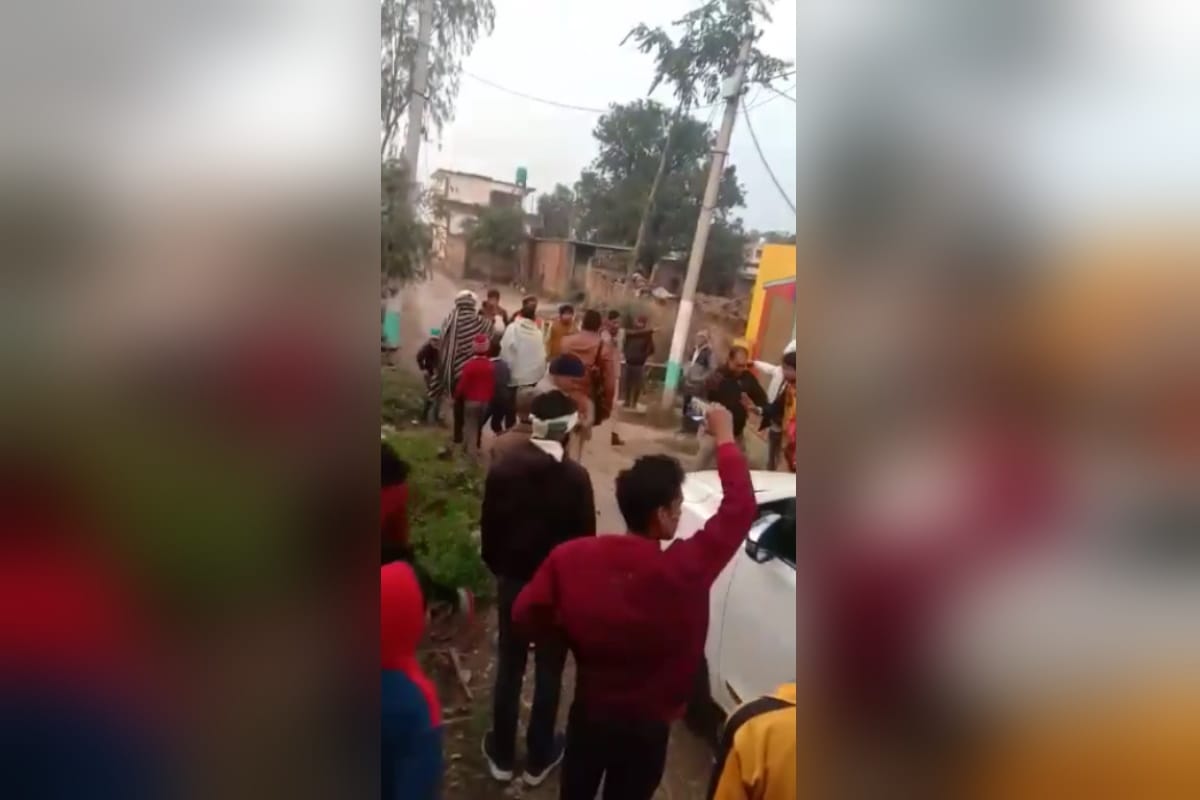 UP Election 2022: The villagers have protested against BJP candidate Vikram Saini