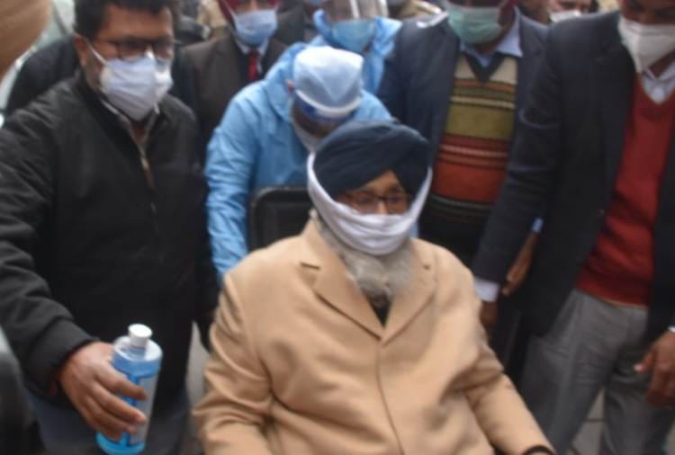Former Chief Minister Parkash Singh Badal reached Ludhiana for health check up