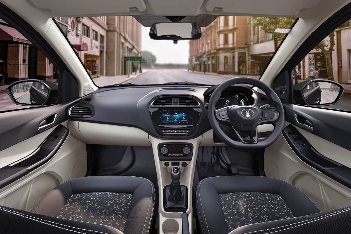 Tata Tiago XT Rhythm 2022 Launched in India Know Price Features News in Hindi Tata Tiago Variants 2022