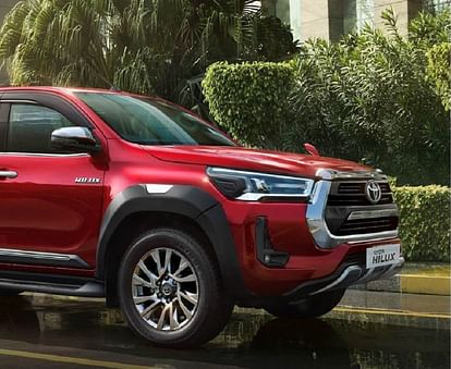 Toyota Hilux pickup truck India debut Toyota Kirloskar Motor unveils Toyota Hilux pickup truck in India