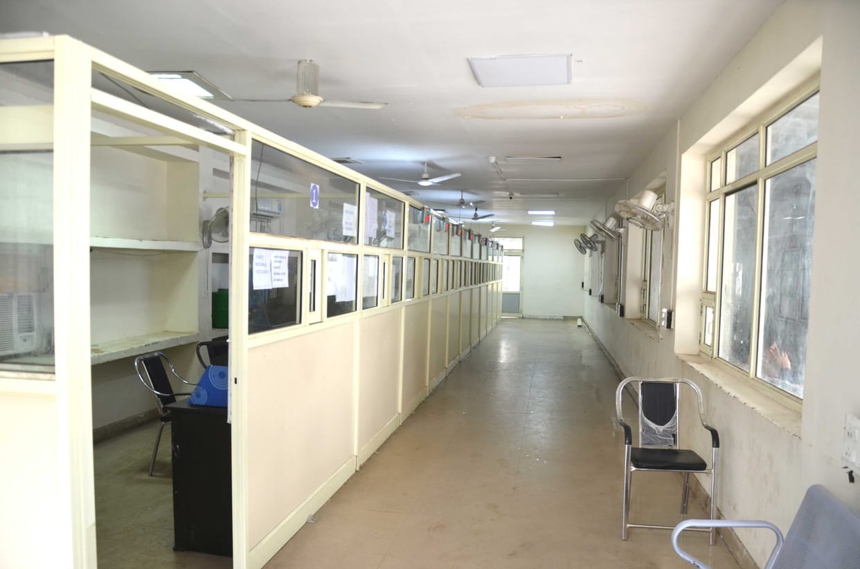40 employees of corporation infected, office will remain closed for people for two days