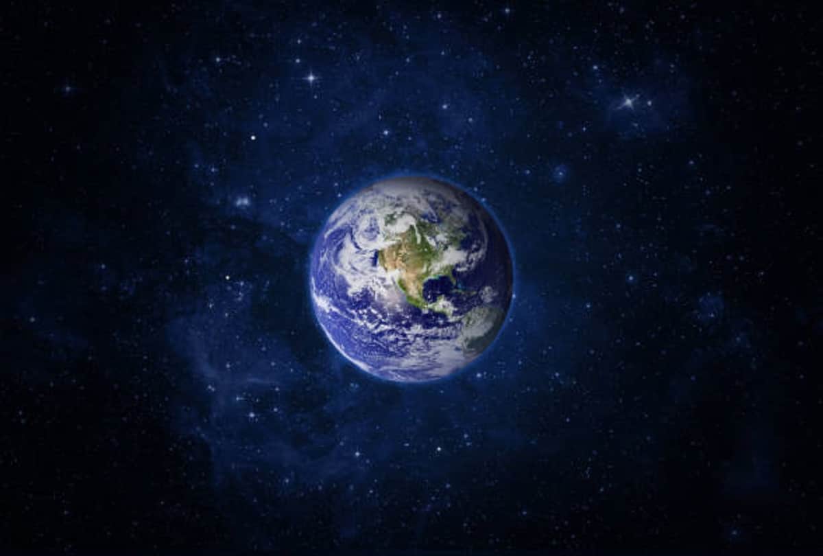 Earth day 2022 Theme History Importance in Hindi