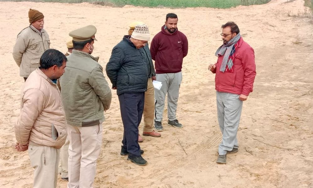 Leopard's footprints found again near the river
