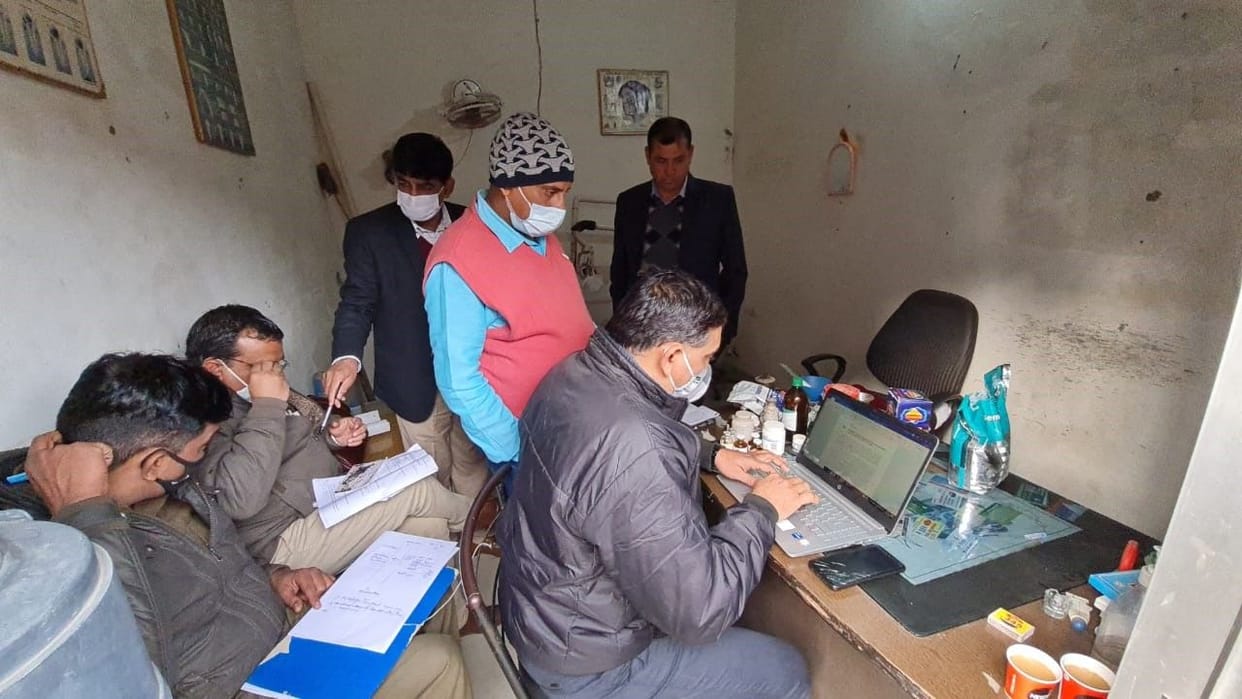 Health department team raid on dental clinic