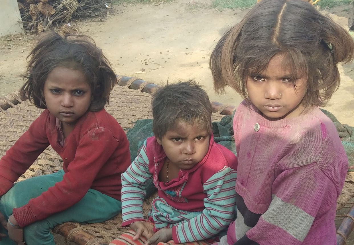 fathepur news,Three sisters buried under rubble in kutcha roof collapse