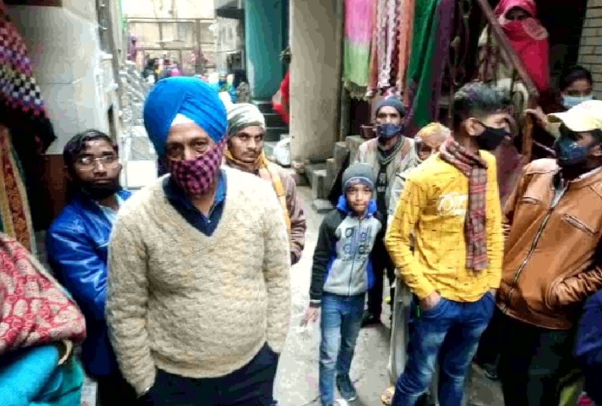 Delhi Seemapuri mother and four kids death Case Mohit woke up many times to urinate himself husband telling himself innocent