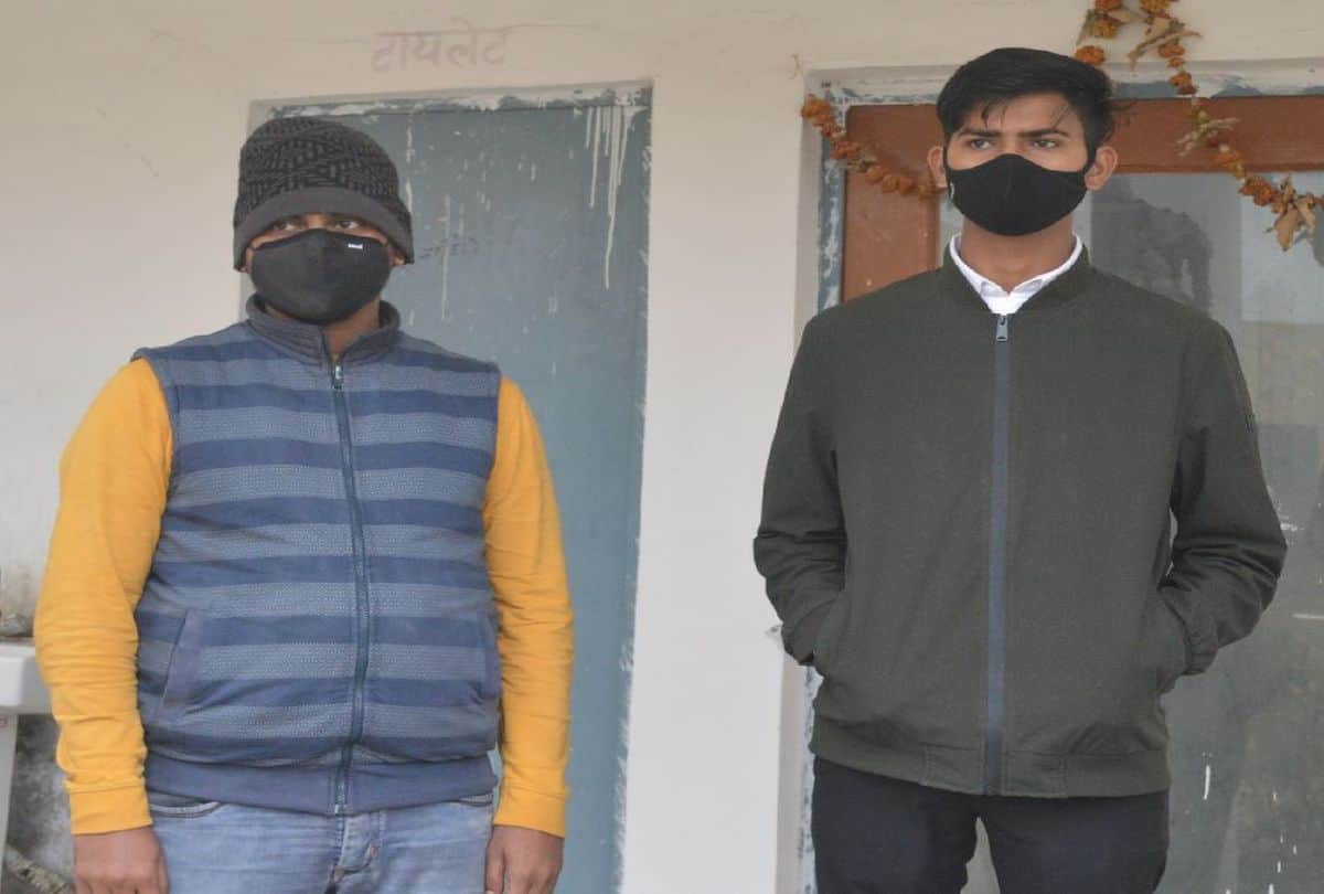 agra silver robbery case questions raised on the police security in agra