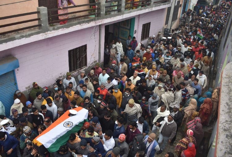 last rites of martyr Krishna Kumar performed with state honours