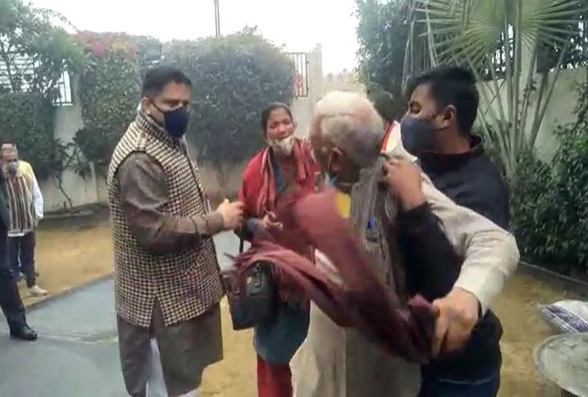 BJP leader created ruckus before JP Nadda meeting in Agra