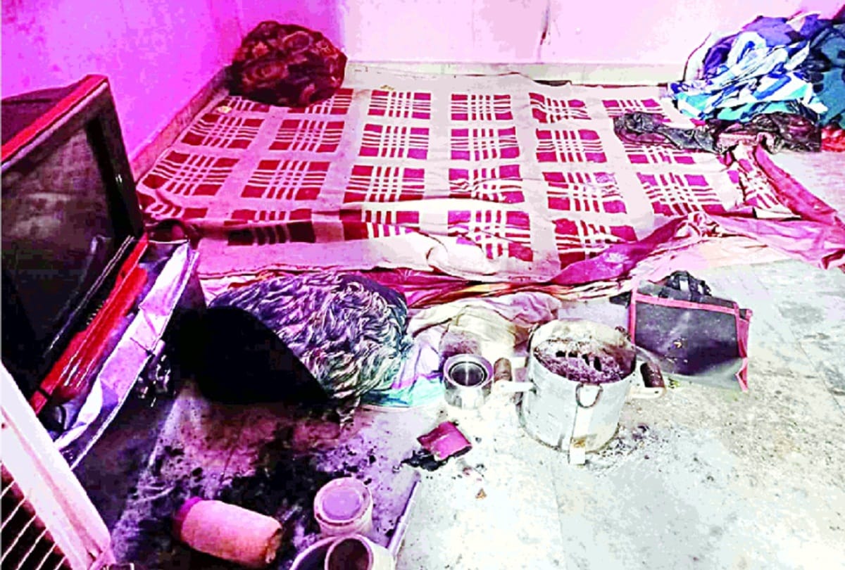 postmortem report revealed woman and four children died of suffocation in seemapuri