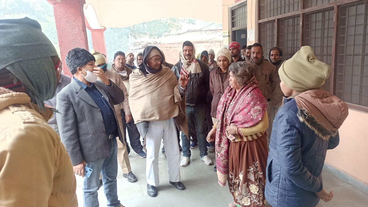 The woman who arrived with petrol and matches created a ruckus in the tehsil