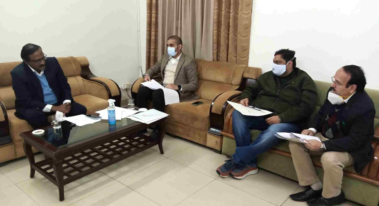 Administrative secretary in-charge reviewed the third wave