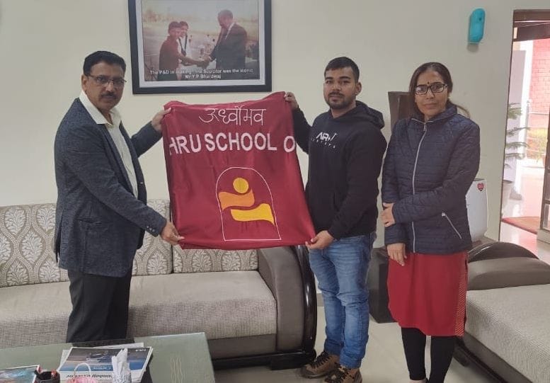 Sports school flag will be hoisted with tricolor on Pangar Chulla Peak