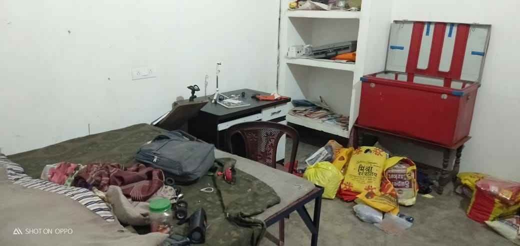 Theft by breaking the lock of a deserted house
