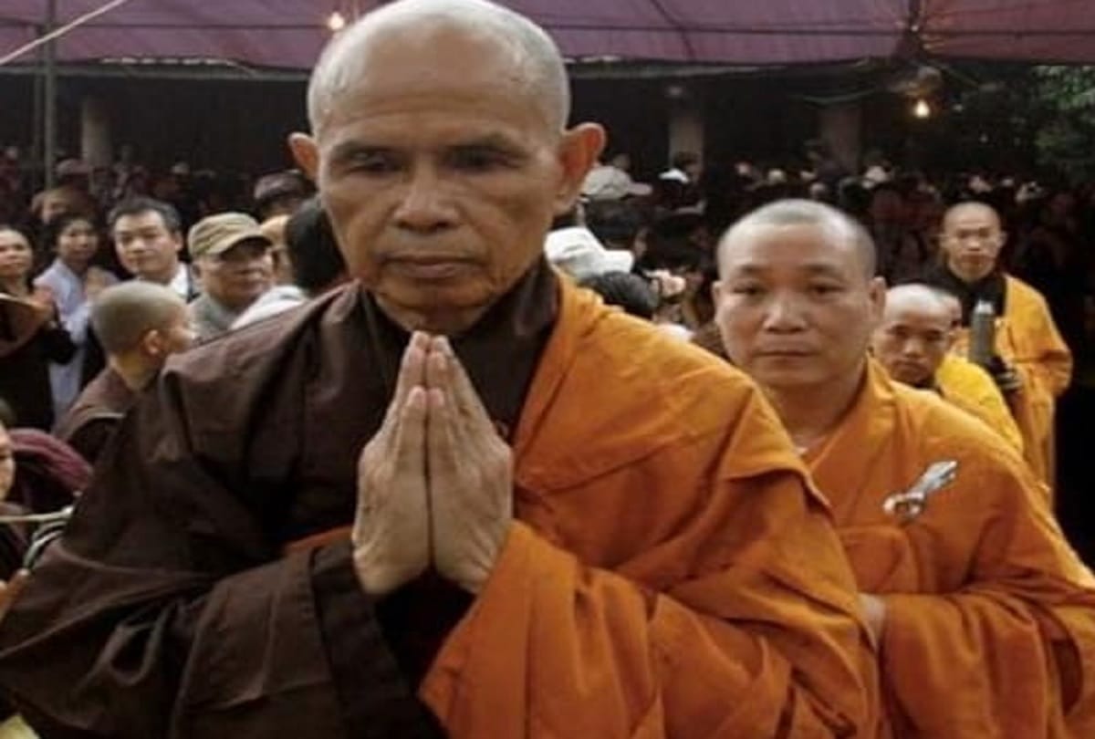 Vietnamese influential Zen Buddhist monk Thich Nhat Hanh dies at 95