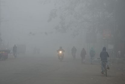 UP weather: मौसम विभाग ने कोहरे और सर्दी को लेकर की भविष्यवाणी, 2 दिसंबर तक होंगे ये अहम बदलाव UP weather: Meteorological department makes predictions about fog and cold